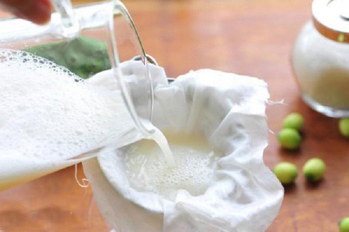 Cách làm sữa hạnh nhân yến mạch tại nhà giúp da chắc khoẻ